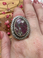 Load image into Gallery viewer, Rubellite Quartz Ring
