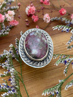 Load image into Gallery viewer, Rubellite Quartz Ring
